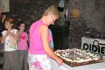 (2005-10) Marie-Linda fete 50 ans